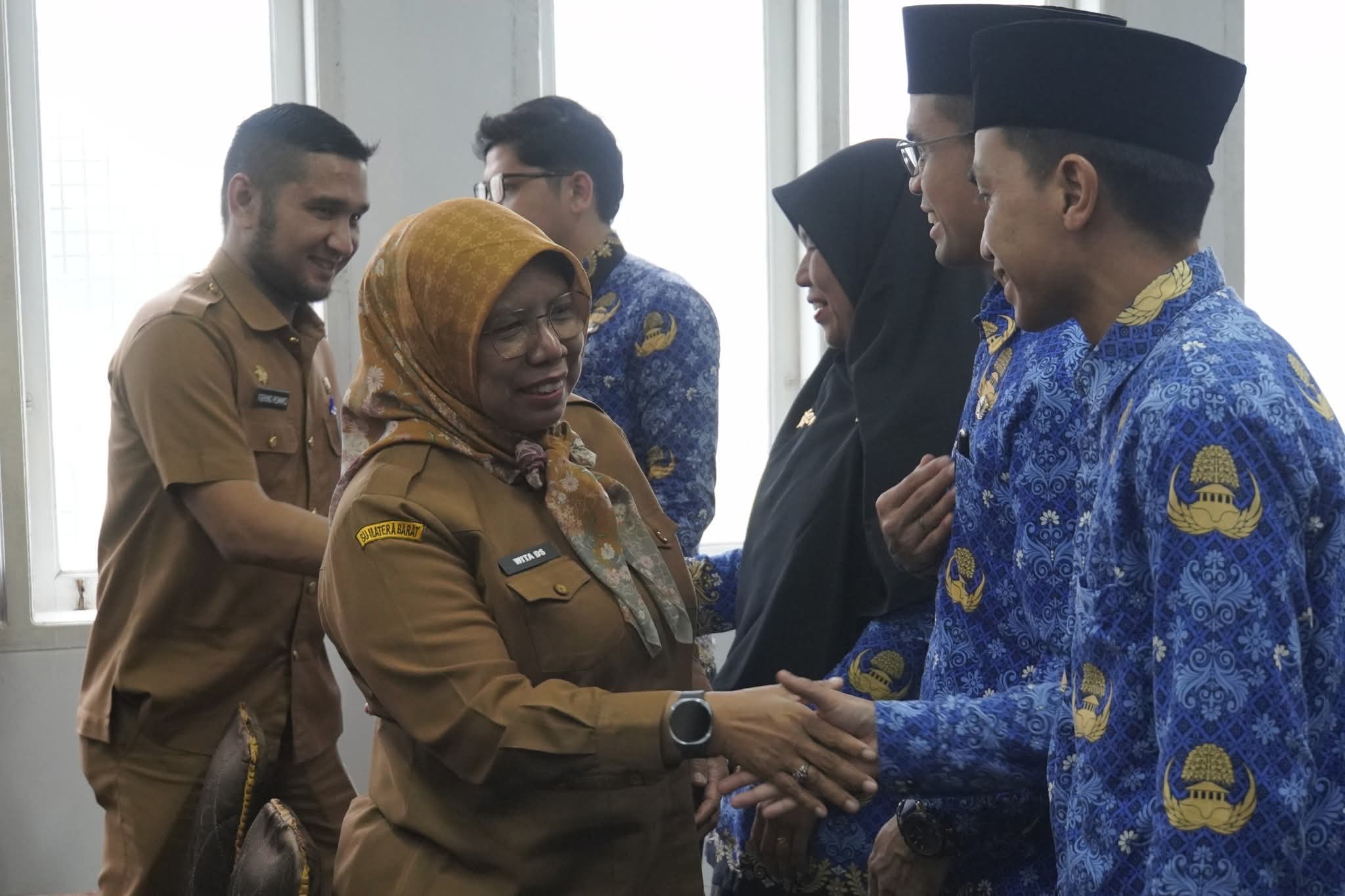 Pj Setdako Wita Desi Susanti, ST dan Wawako Allex Salami pejabat baru dilantik.